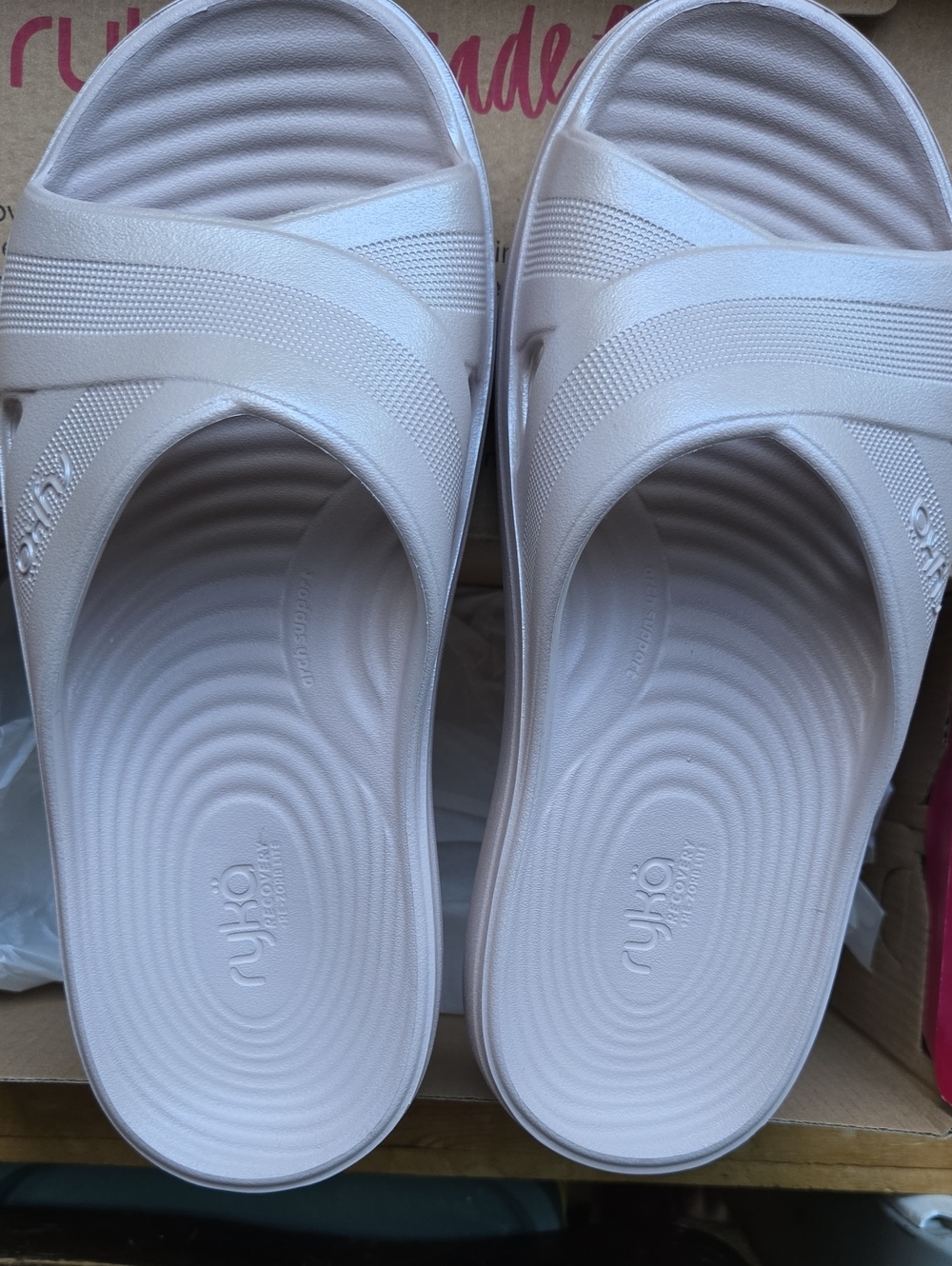 Ryka  Slide Sandals Beige Size 8 Medium